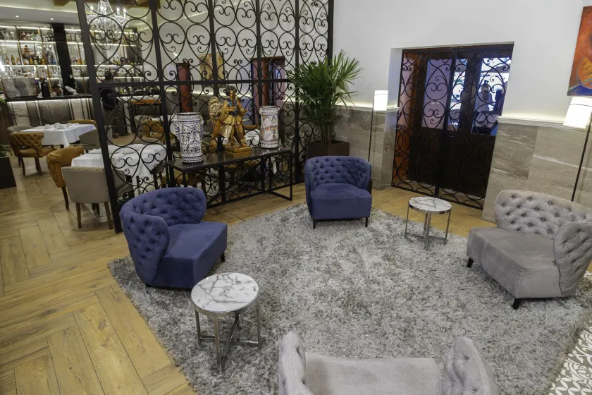 voco Royalty Puebla Downtown by IHG - Resepsjon