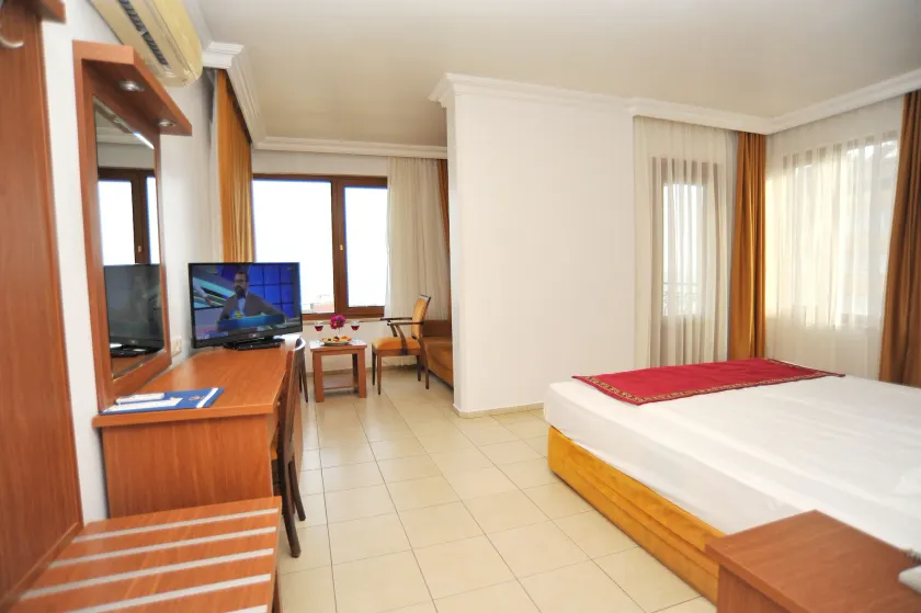 Hotel Royal Hill - Image 1