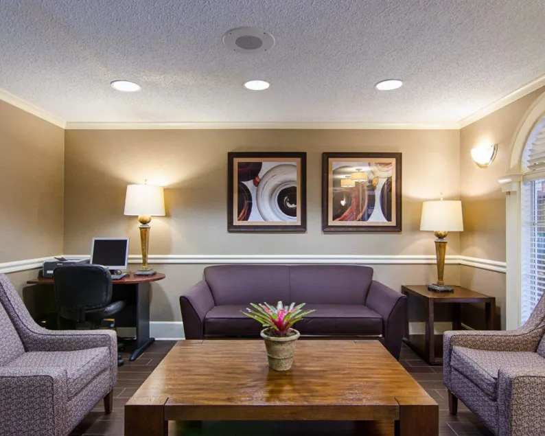 Quality Inn & Suites Little Rock West - Image 1