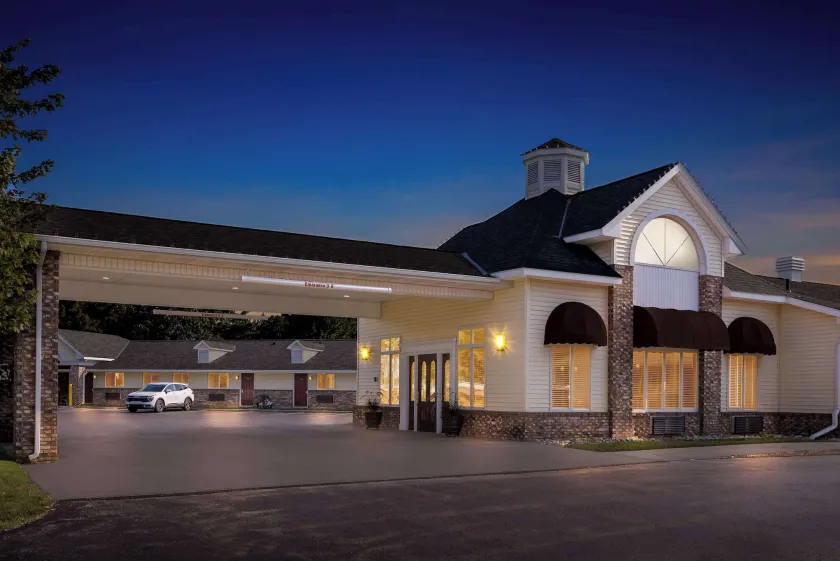 Best Western of Harbor Springs - Image 1