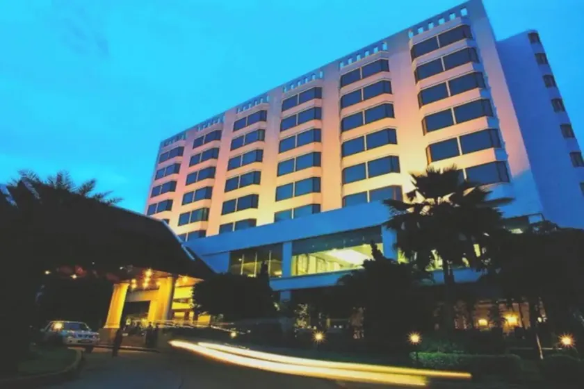 Laithong Hotel Ubon Ratchathani - Image 1