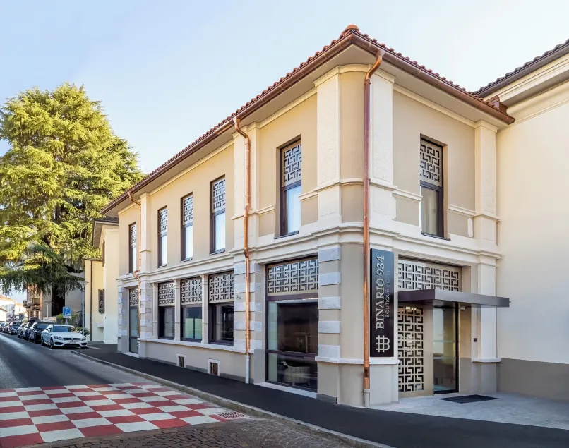 Hotel Binario - Image 1