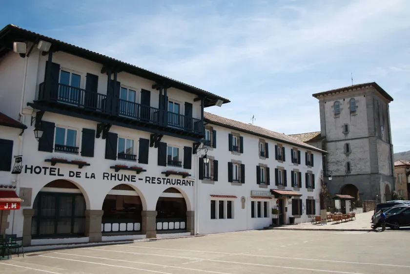 Hôtel de la Rhune - Image 1