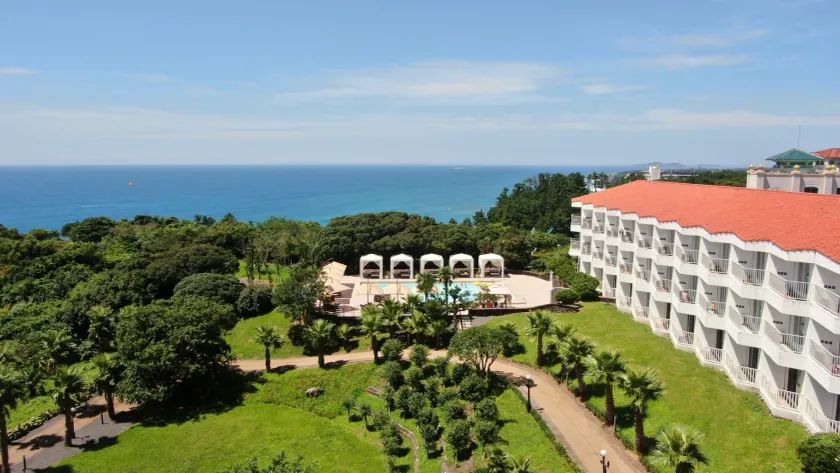 Kensington Resort Jeju Jungmun - Image 1