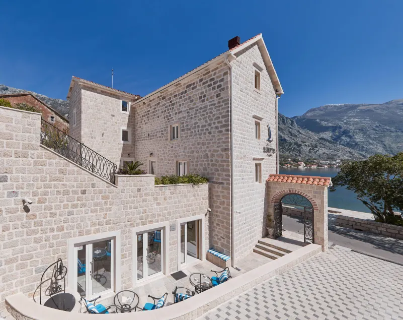 Hotel Libertas - Image 1