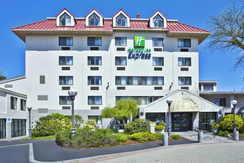 Holiday Inn Express Boston-Waltham by IHG - Image 1