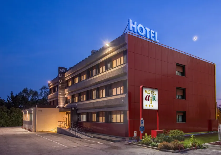 Hotel Airmotel - Image 1