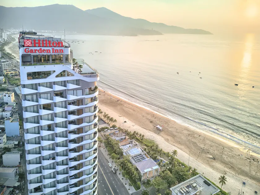Hilton Garden Inn Da Nang - Image 1