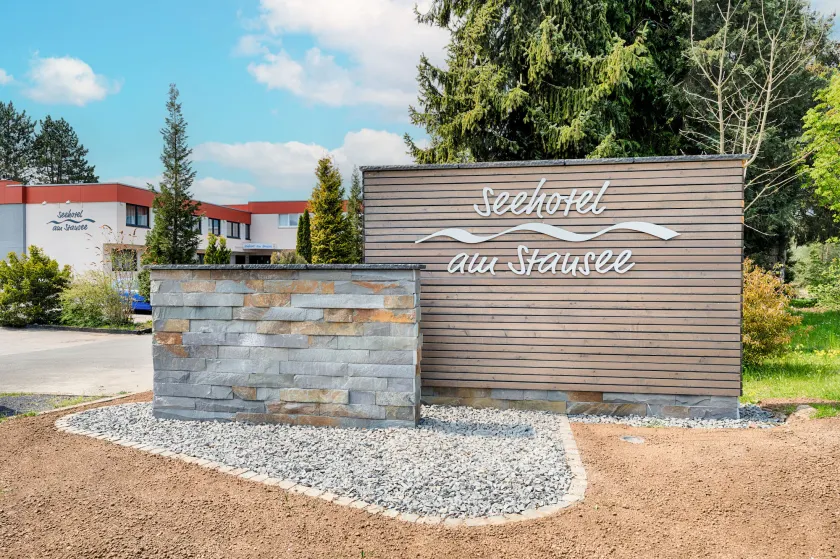 Seehotel am Stausee 4 Sterne Superior - Image 1