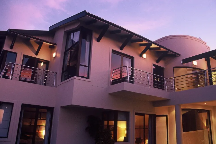 Atlantic Waves Guest House - Image 1