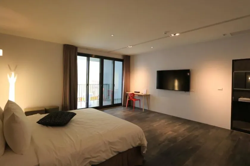 Funson Hotel - Image 1