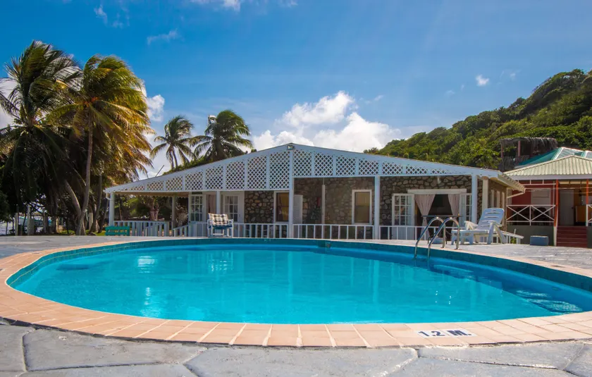 Kings Landing Hotel - Image 1