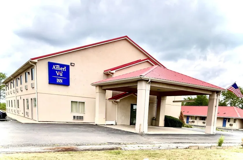 Ameri Vu Inn - Image 1
