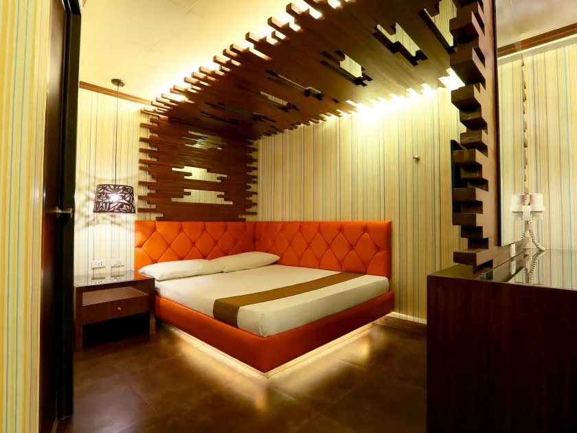 Hotel Ava Gil Puyat - Image 1
