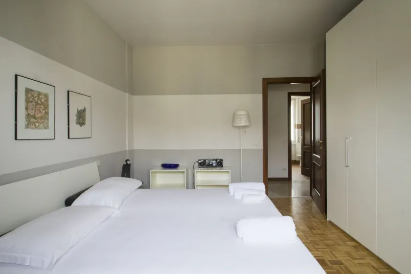 Queen Of Diamonds - Habitación