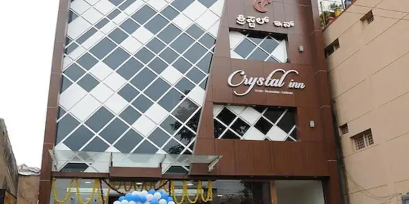 Crystal Inn - Image 1