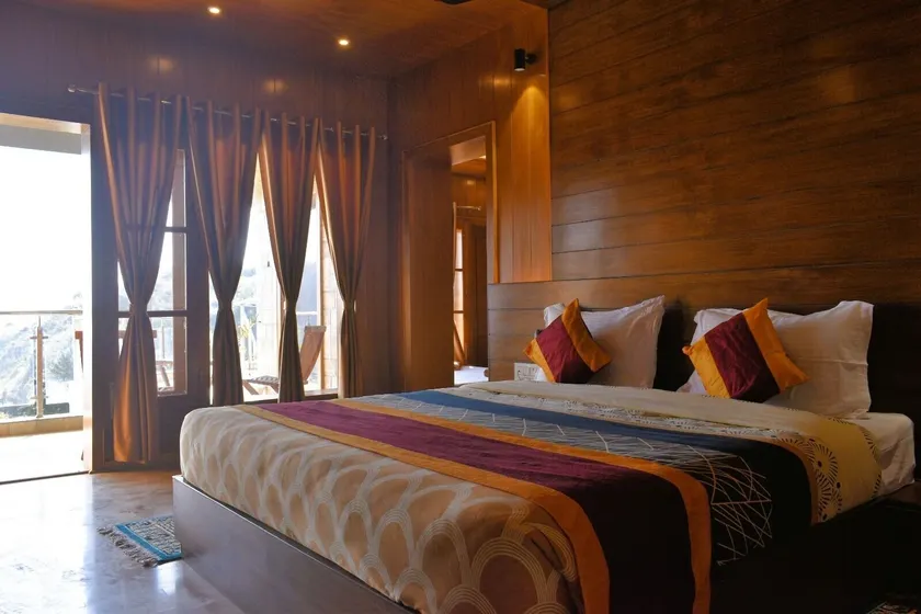 Shivalaya Resort - Room