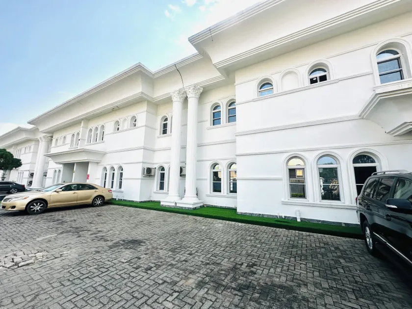 Presken Hotel White House, Lekki, Lagos - Image 1