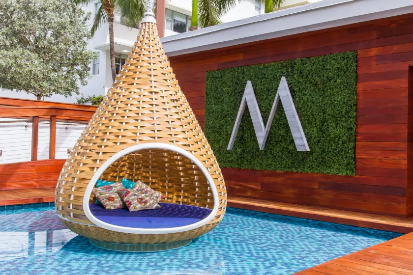 Marseilles Hotel - Image 1