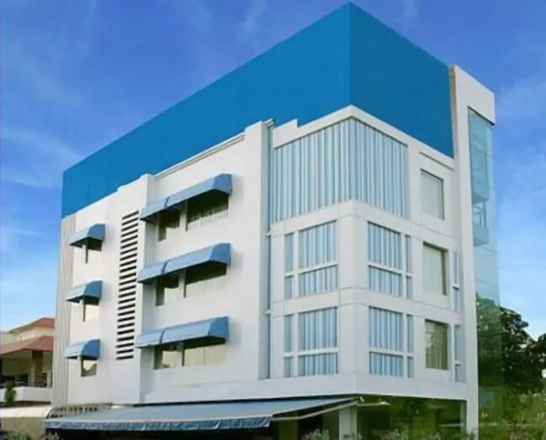 Hotel Blue Heaven - Image 1