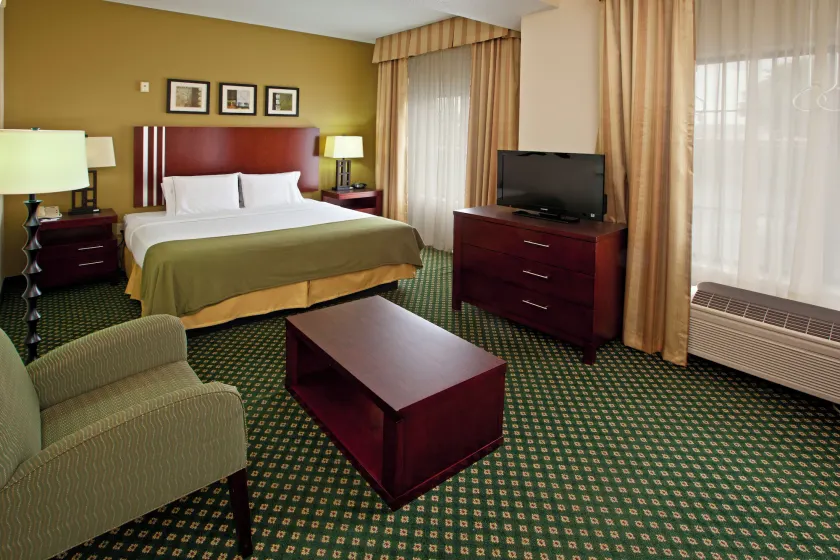 Holiday Inn Express & Suites Indianapolis - East by IHG - Chambre