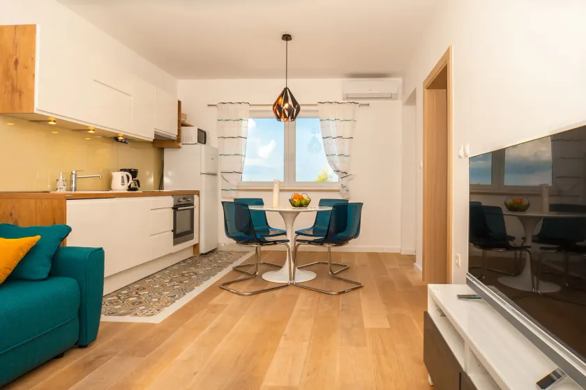 Apartments Mistral - Image 1