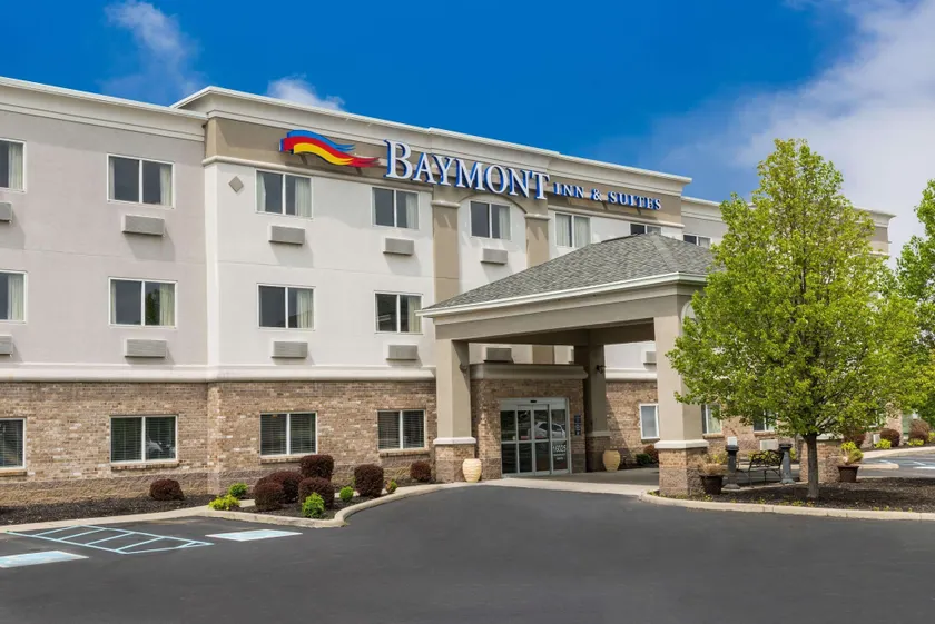 Baymont by Wyndham Noblesville - Image 1