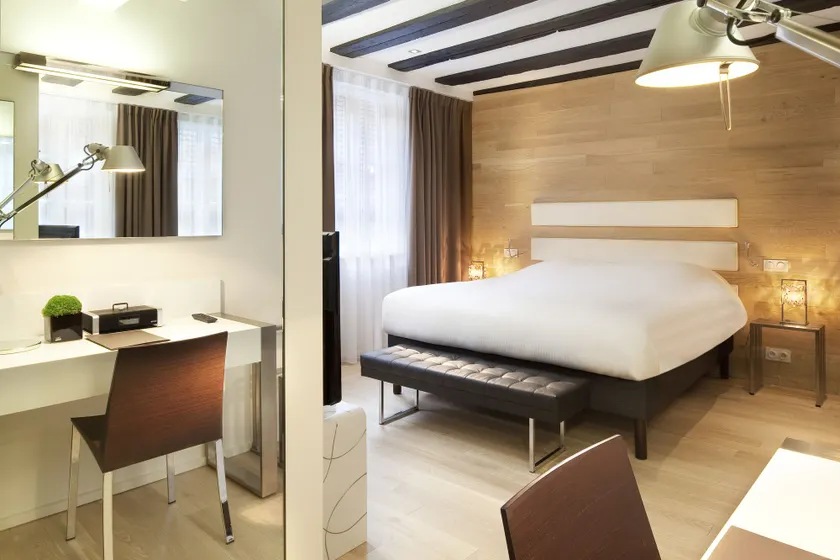 Hotel Le Colombier Suites - Image 1