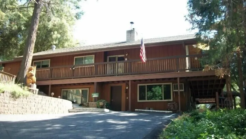 Yosemite Scenic Wonders  Cedar Mountain - Image 1