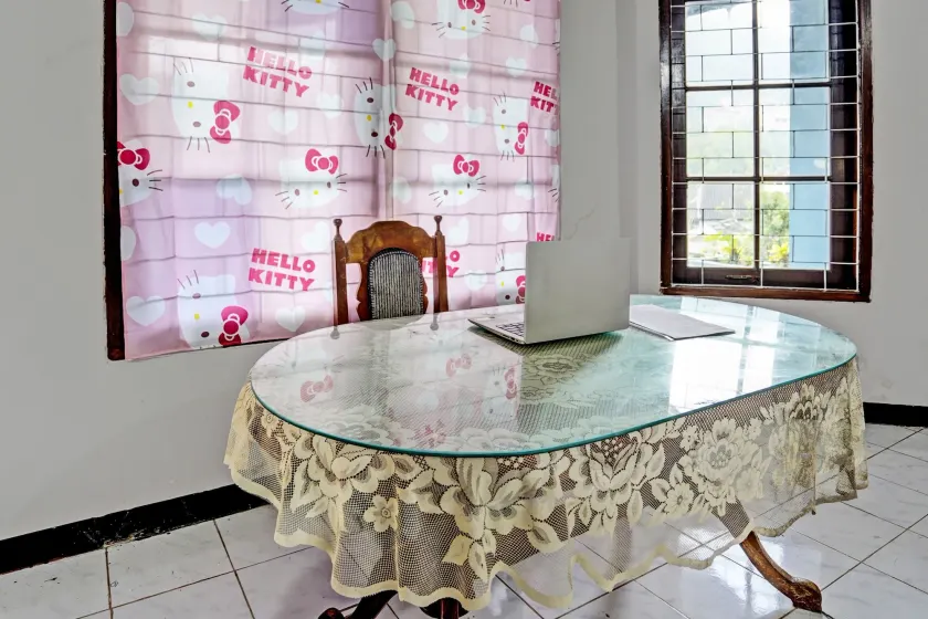 SPOT ON 92388 Villa Segi Delapan - Image 1