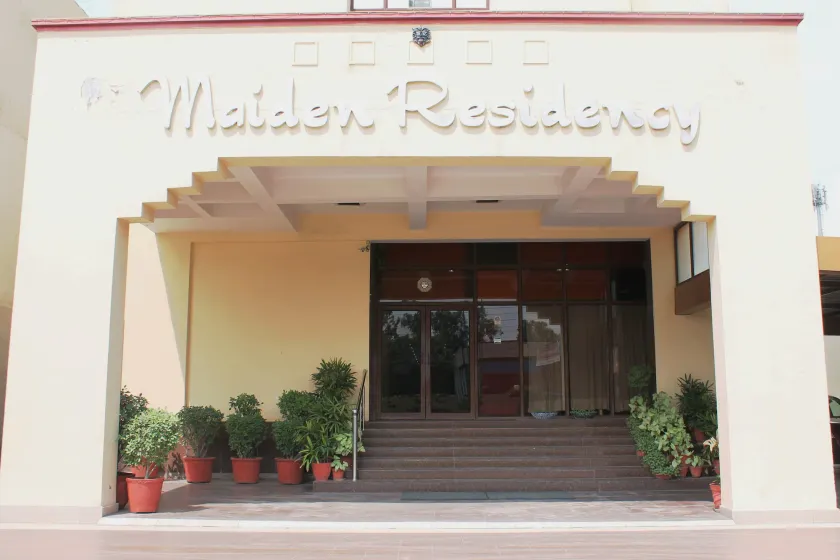 Hotel Maiden Residency - Image 1