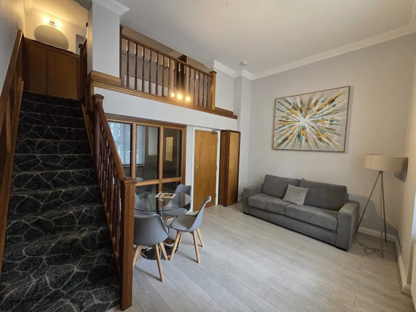Aspen Hotel - Image 1