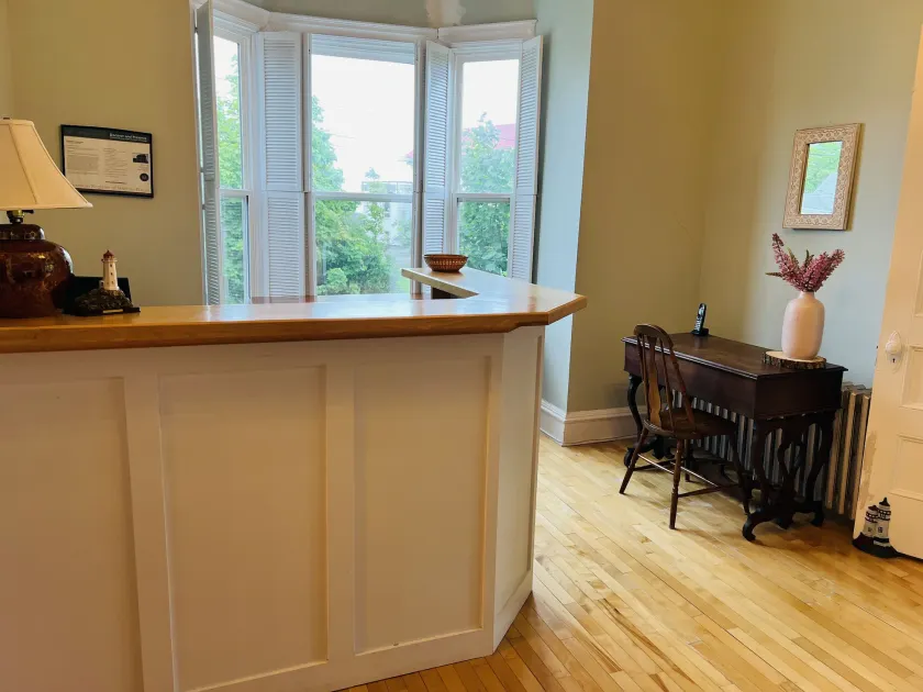 McLean House Bed & Breakfast - Reception
