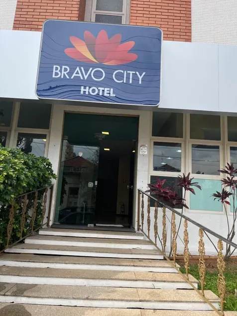 Bravo City Hotel Sao Carlos - Image 1