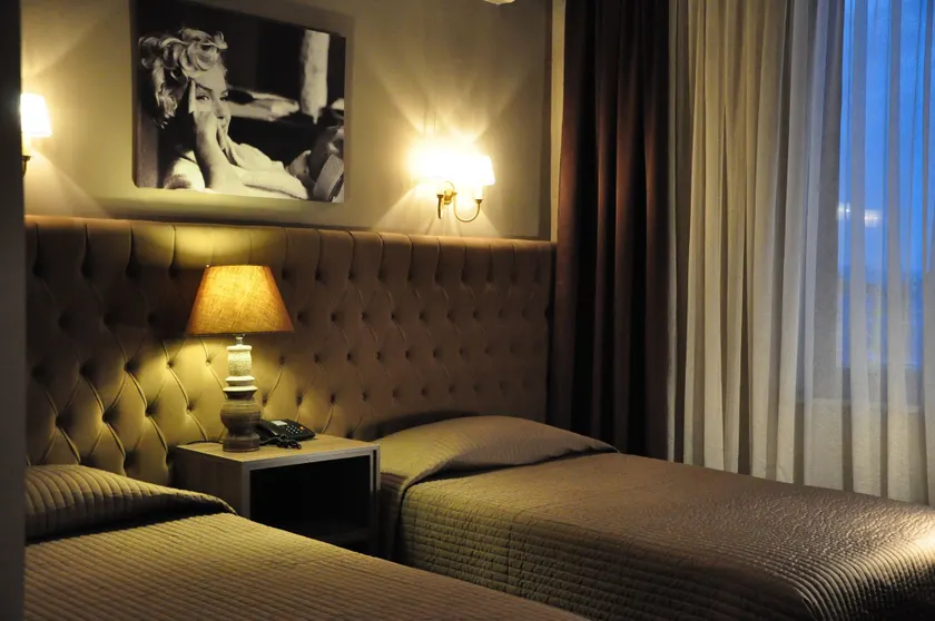 Hotel Doro City - Image 1