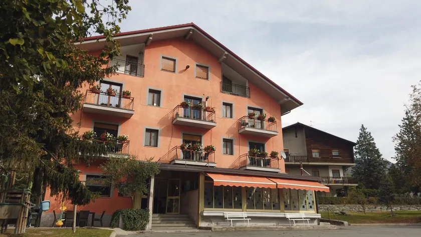 Hotel Cristina - Image 1