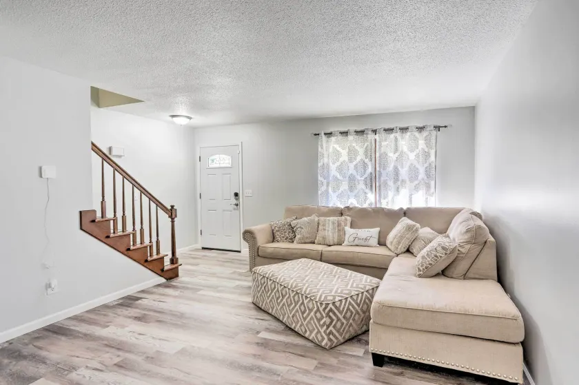 Cozy Duplex Close to Toledo Botanical Garden - Innenbereich