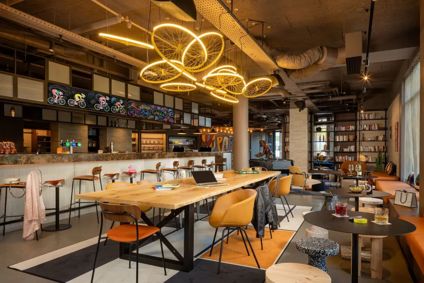 Moxy Paris Clamart - Image 1