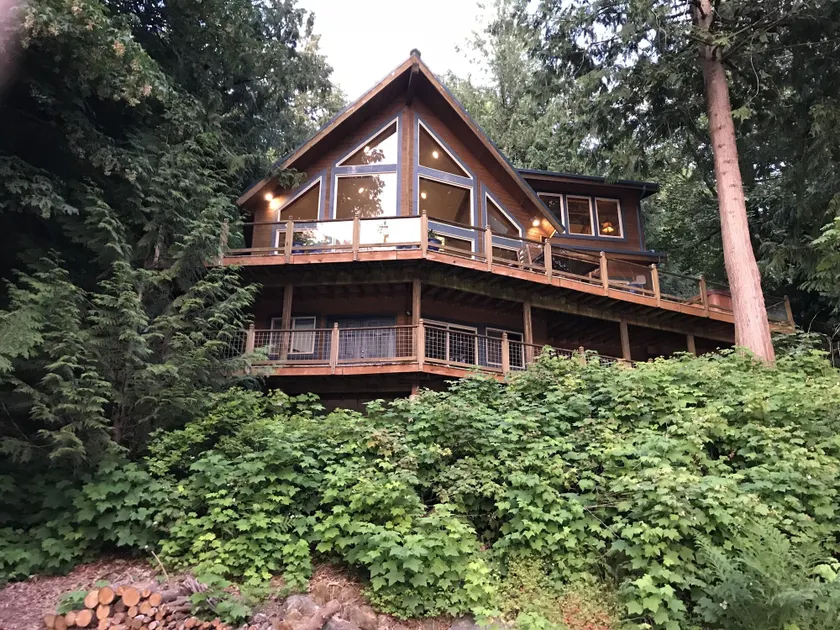 Silver Lake #7 - Unsurpassed Lakefront Views From This Spectacular Pet-friendly - Image 1