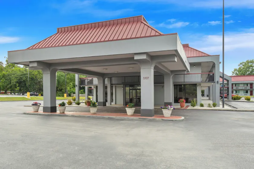 Red Roof Inn Wilmington NC - Image 1