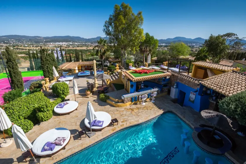 Pikes Ibiza - Image 1