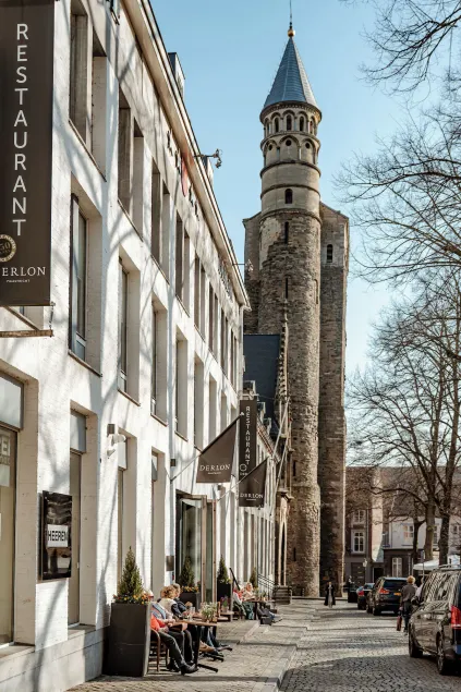 Hotel Derlon - Image 1