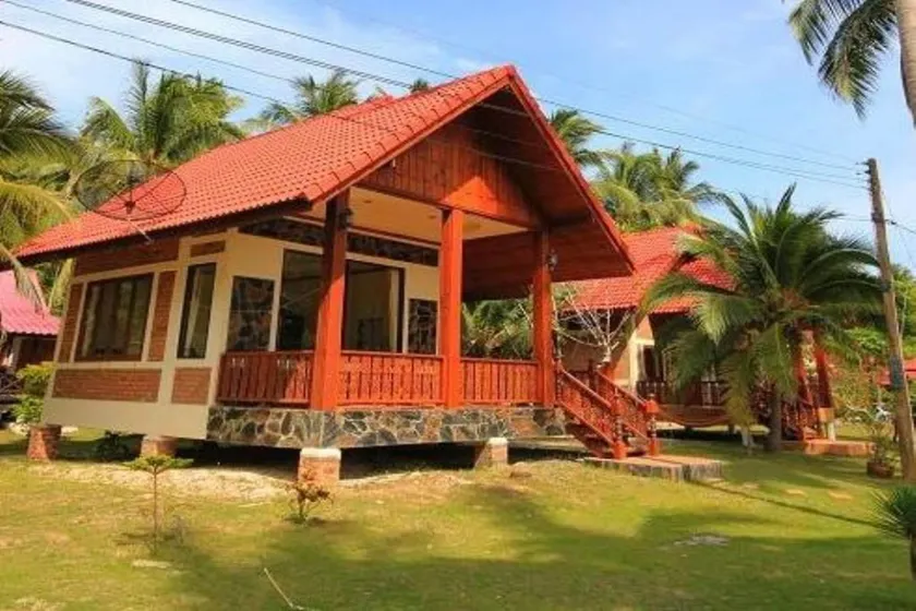 Wattana Resort - Image 1