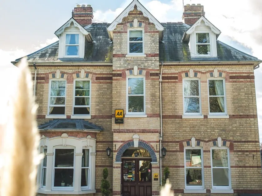 Somerville House - Image 1