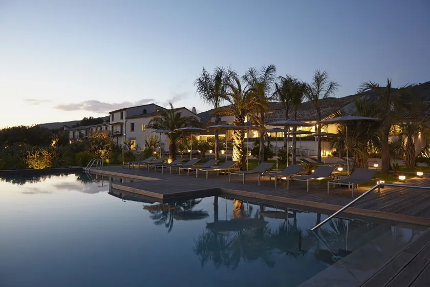 Hotel Restaurant Mas Lazuli by Fimedhotels - Image 1