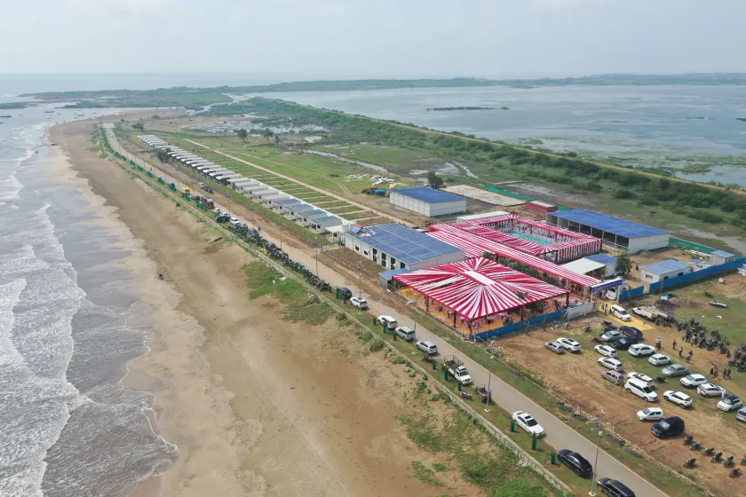 SIMBOR BEACH RESORT - Image 1