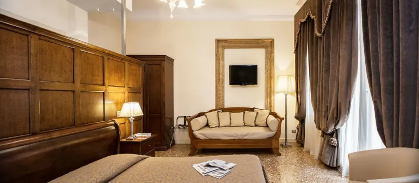 Hotel Dell'Opera - Image 1