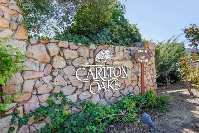 Carlton Oaks Lodge, an Ascend Collection Hotel - Image 1