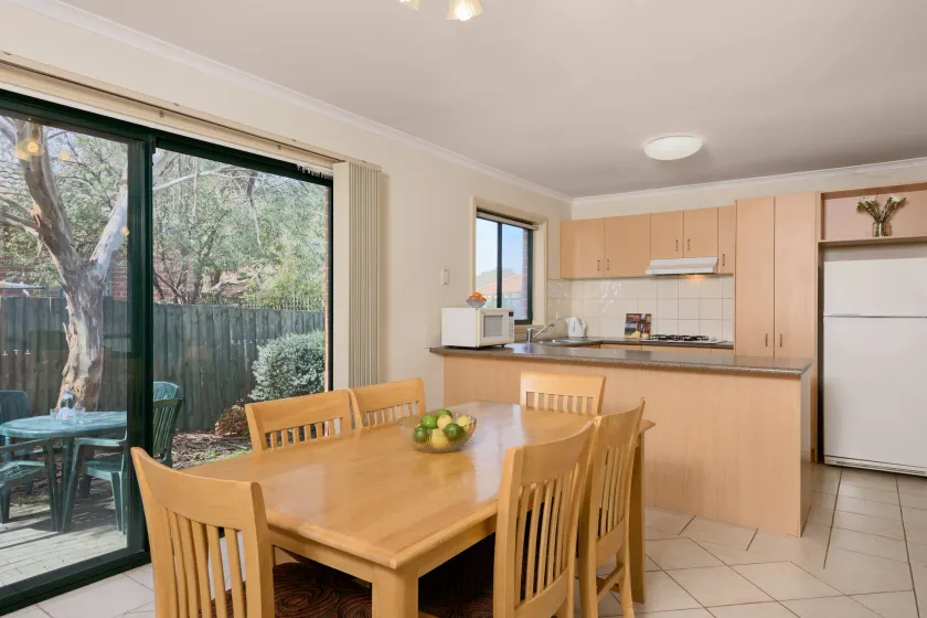 Park Avenue - Forest Hill - Image 1