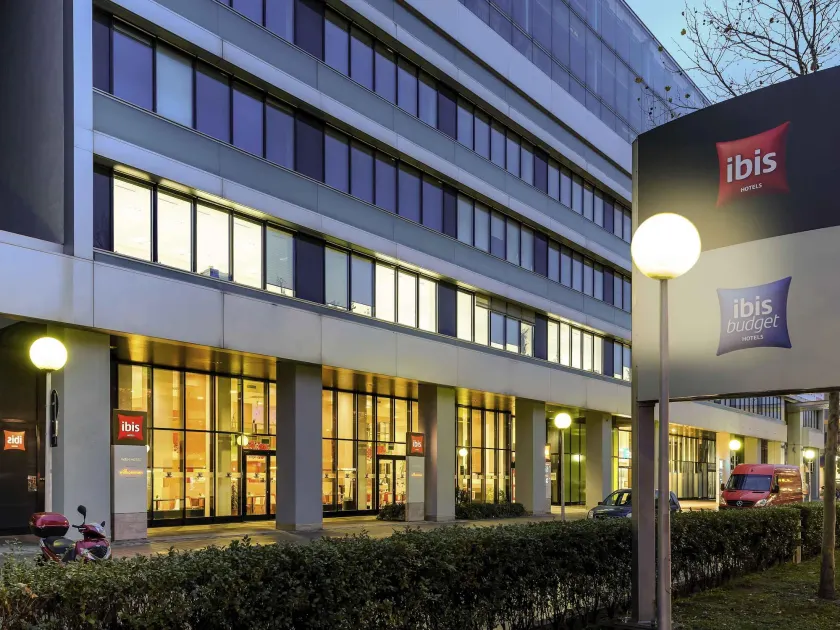 Ibis Wien Messe - Image 1